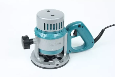 Фрезер Makita 3601B купить в Сургуте