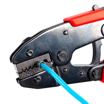 Пресс-клещи КВТ СТВ+9 с 9 матрицами МПК для опрессовки разъемов, втулочных, изолированных и неизолированных наконечников (набор) (89183) купить в Сургуте