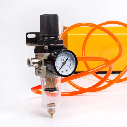 Пресс-клещи пневматические КВТ ПКП-01 для опрессовки наконечников и разъемов матрицами МПК (85396) купить в Сургуте