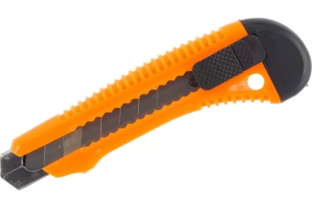 Нож с выдвижным лезвием 18 мм, пластиковый корпус, металлическая направляющая, Вихрь 73/10/10/2 купить в Сургуте