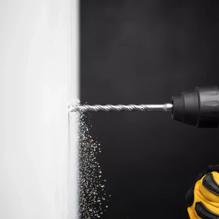 Бур по бетону Denzel, 7 x 160 мм, двойная спираль, три пылеотводящие кромки, 705009 купить в Сургуте