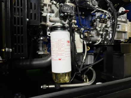 Дизельный генератор Vektor AD-120Y-T400 в шумозащитном кожухе купить в Сургуте