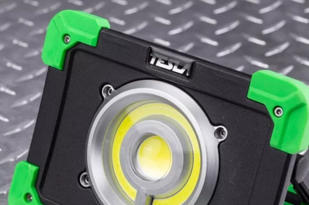 Фонарь TESLA PWPB 20Вт, 1800 Лм купить в Сургуте