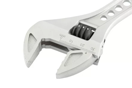 Ключ разводной 250 мм CrV двухкомпонентная ручка GROSS 15562 купить в Сургуте