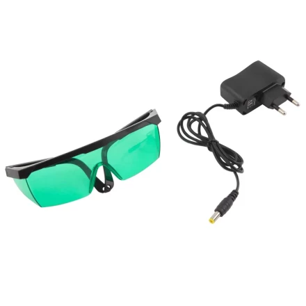 Лазерный уровень ML 06 Green, 30 м, 520 нм, аккумулятор Li 2800 мАч, резьба 5/8&quot; Matrix 35067 купить в Сургуте