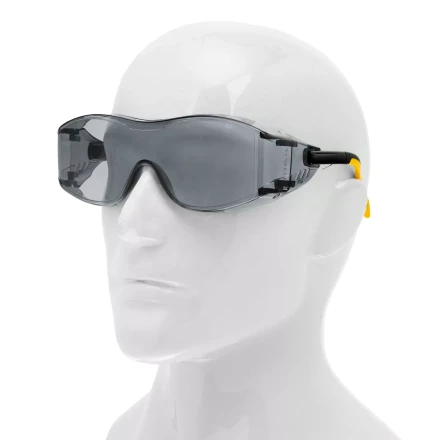 Очки защитные открытые Denzel 89203, поликарбонатные, увеличенная дымчатая линза, регулируемые дужки купить в Сургуте
