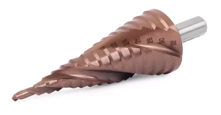 Ступенчатое сверло MESSER HSS CO 4-32х15 с кобальтовым покрытием и тремя спиральными канавками. купить в Сургуте