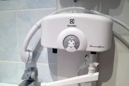 Проточный водонагреватель ELECTROLUX SMARTFIX 2.0 S 6.5 kW - душ купить в Сургуте