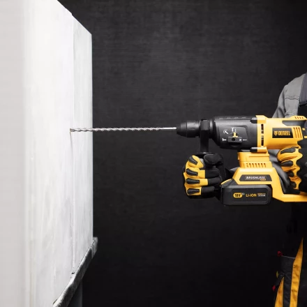 Бур по бетону Denzel, 10 x 260 мм, двойная спираль, три пылеотводящие кромки, 705018 купить в Сургуте