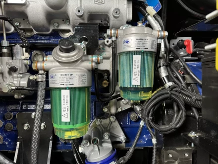 Дизельный генератор Vektor AD-70Y-T400 в шумозащитном кожухе с АВР купить в Сургуте