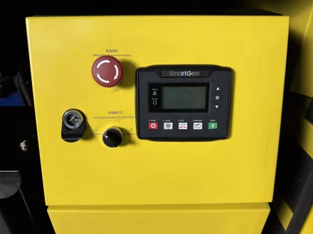 Дизельный генератор Vektor AD-70Y-T400 в шумозащитном кожухе с АВР купить в Сургуте