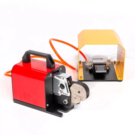 Пресс-клещи пневматические КВТ ПКП-10к для серийной опрессовки втулочных наконечников до 10 мм (85397) купить в Сургуте