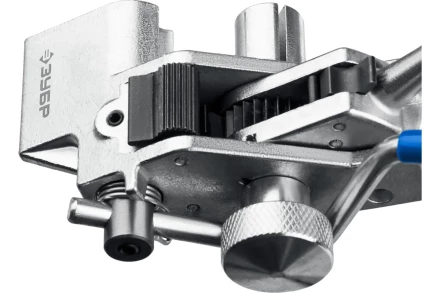 Инструмент для натяжения ленты ИНХ-20 ЗУБР 22624 купить в Сургуте